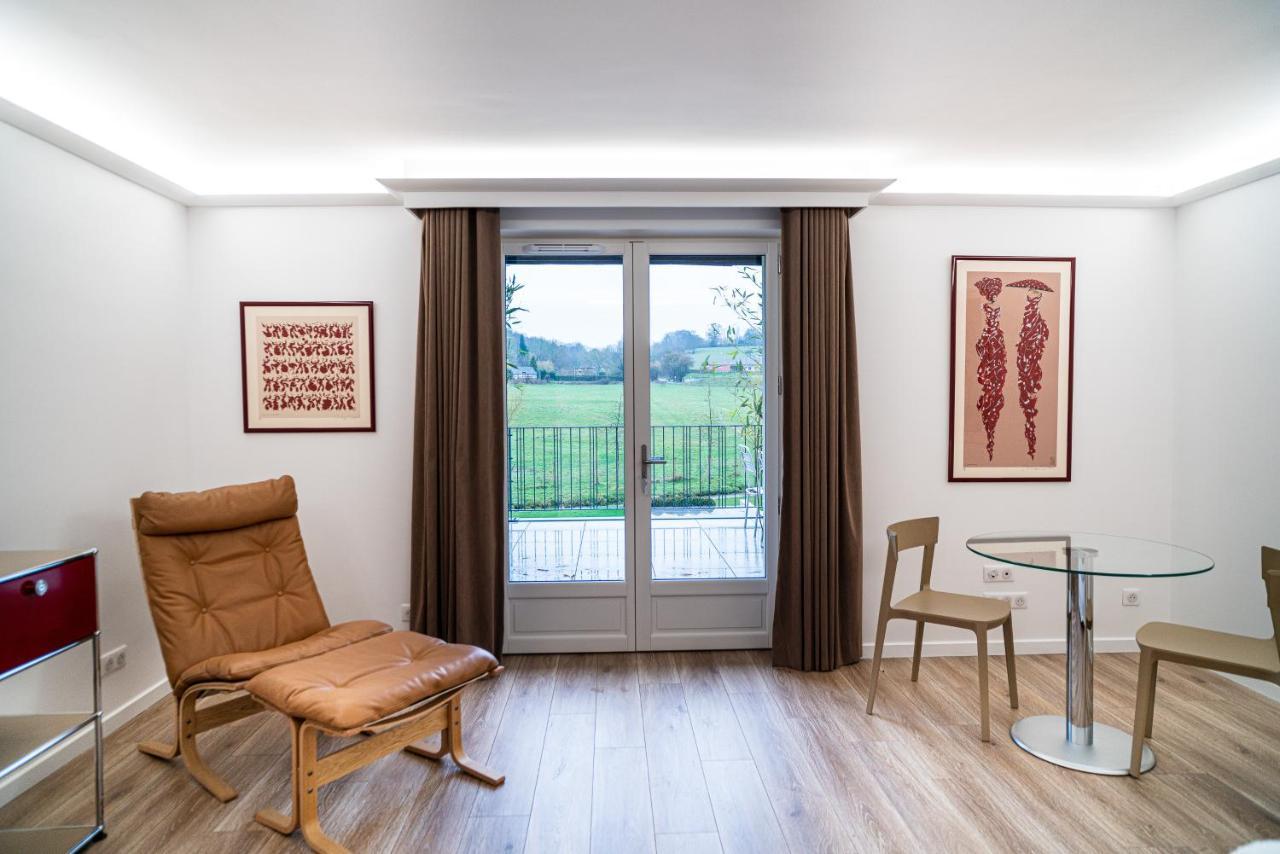 Les Sources Du Val Bed & Breakfast Saint-Pierre-du-Val Exterior foto